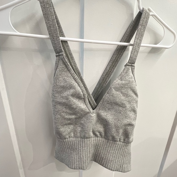 NEW FREE PEOPLE GOOD KARMA CROP - Picture 1 of 3